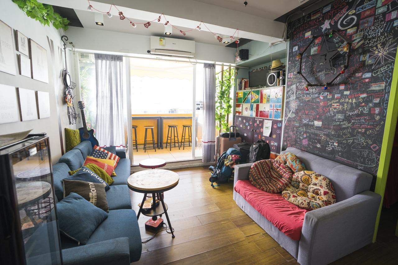 Pandora After 80S Hostel Hong Kong Exterior photo